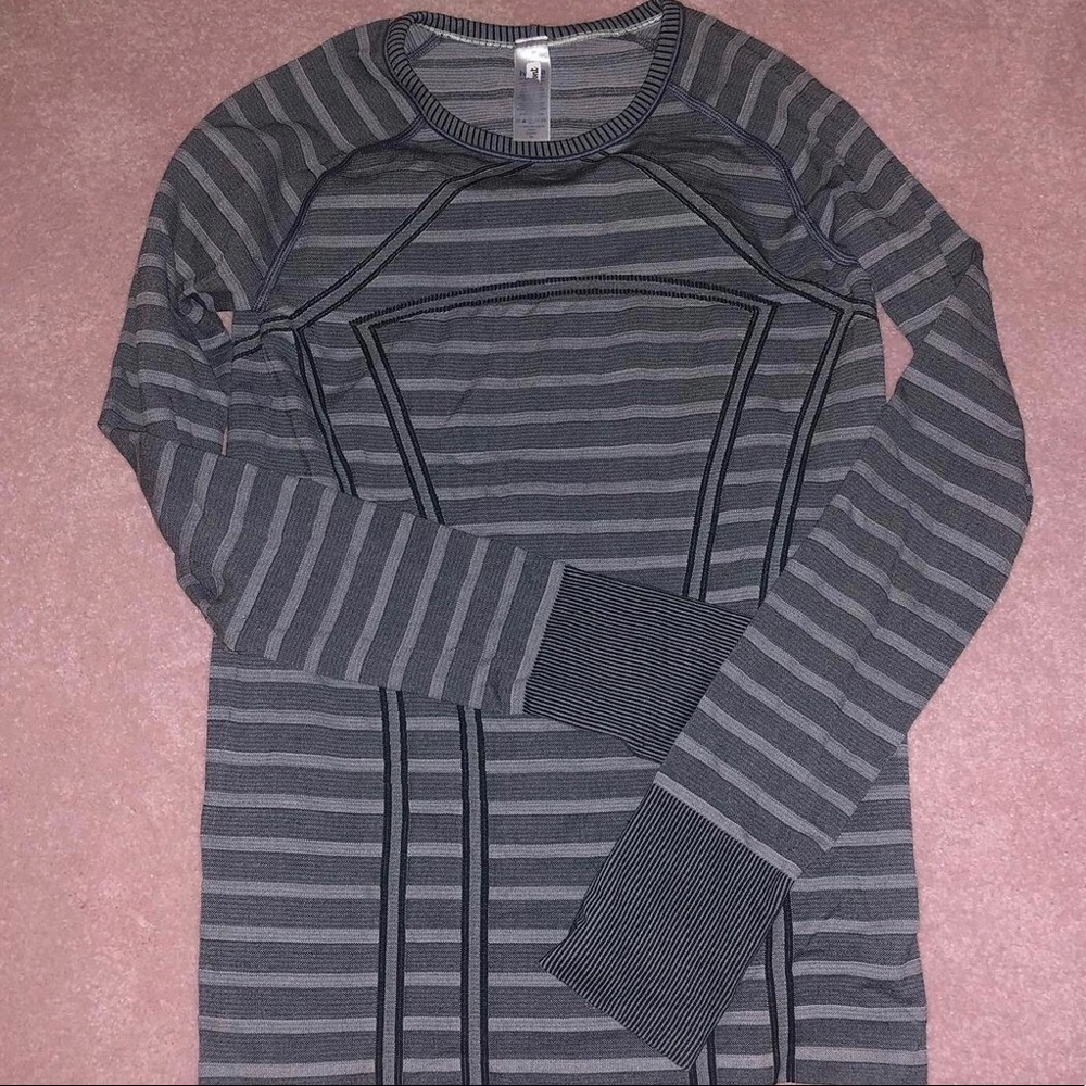 Iveva long sleeve swiftly tee!